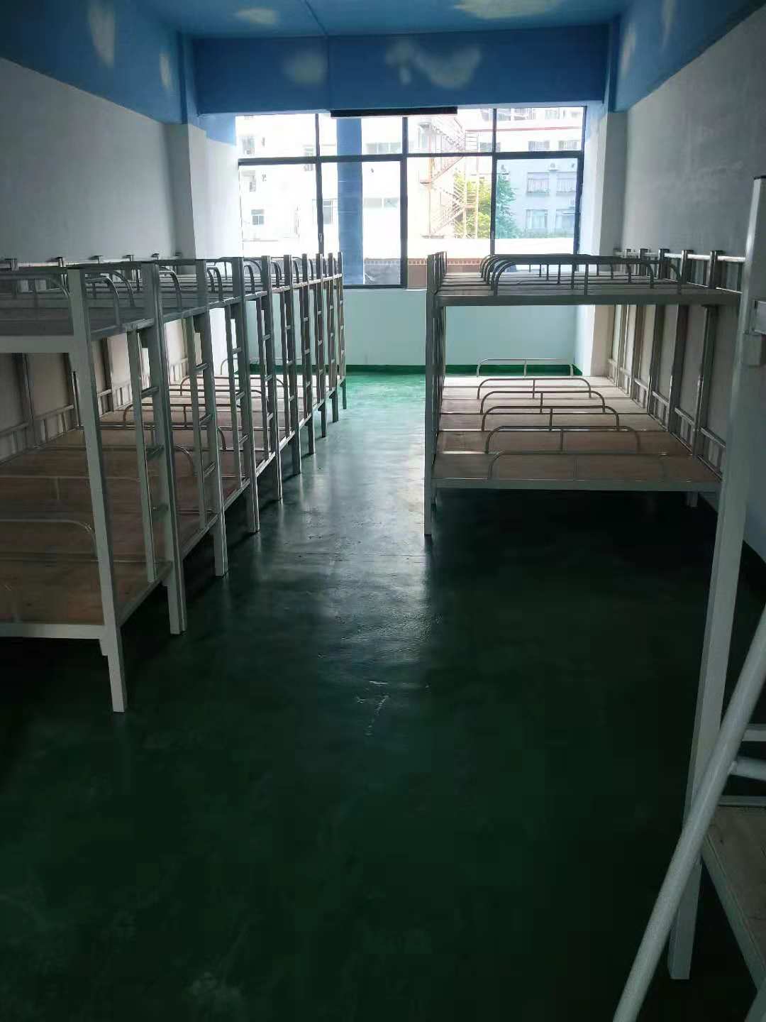 東莞補(bǔ)習(xí)班桌子優(yōu)質(zhì)供應(yīng)商