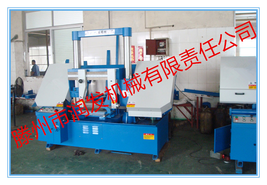 龍門式GT4240臥式金屬帶鋸床 液壓半自動(dòng)金屬帶鋸床 廠家價(jià)格