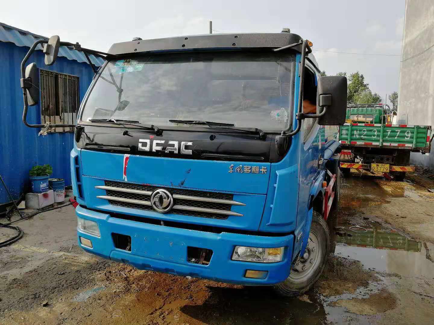 哪里有賣灑水車的二手東風10噸灑水車多少錢