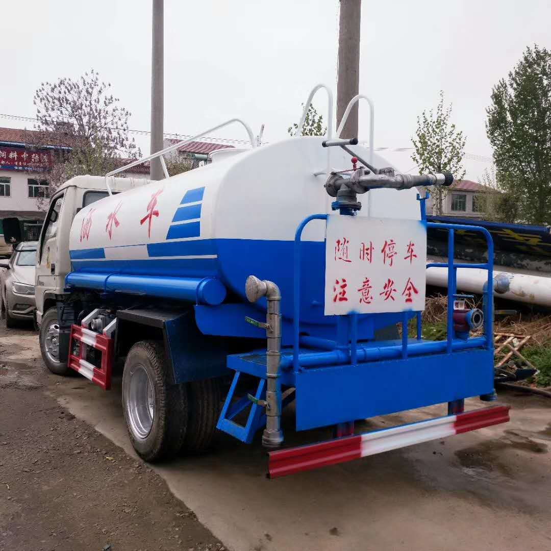 山東灑水車(chē) 山東二手灑水車(chē)交易市場(chǎng) 3噸灑水車(chē)價(jià)格5噸灑水車(chē)廠(chǎng)家價(jià)格 山東灑水車(chē)生產(chǎn)廠(chǎng)家二手交易市場(chǎng)