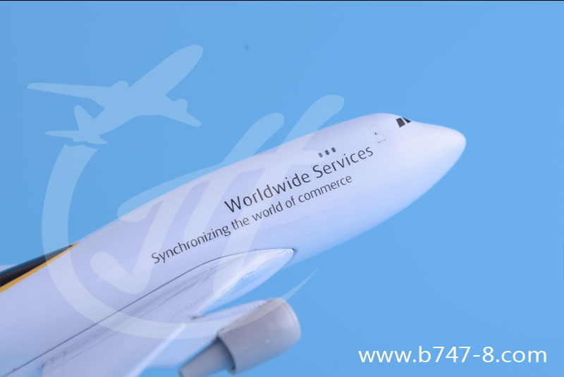 飛機(jī)模型B747-400UPS波音貨機(jī)仿真靜態(tài)航模擺件商務(wù)禮品20cm