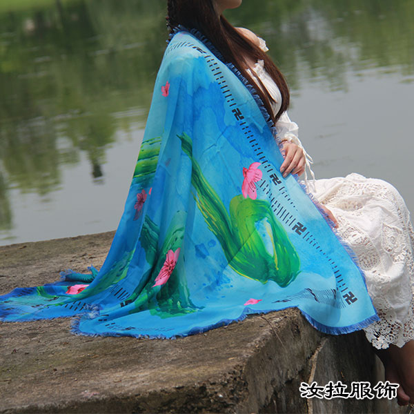 圍巾廠浙江龍翔,定制品牌龍翔圍巾,專業(yè)加工圍巾生產(chǎn)工廠