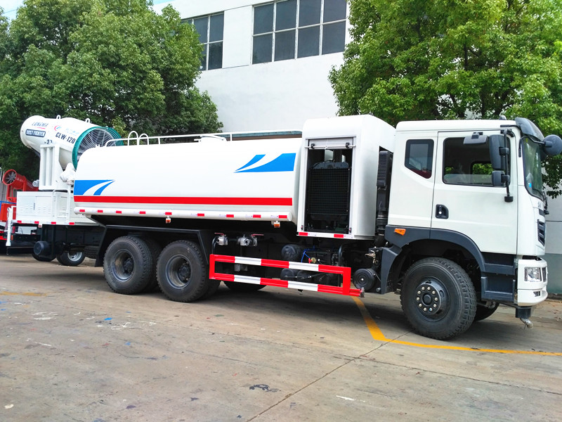 東風(fēng)T5后八輪抑塵車