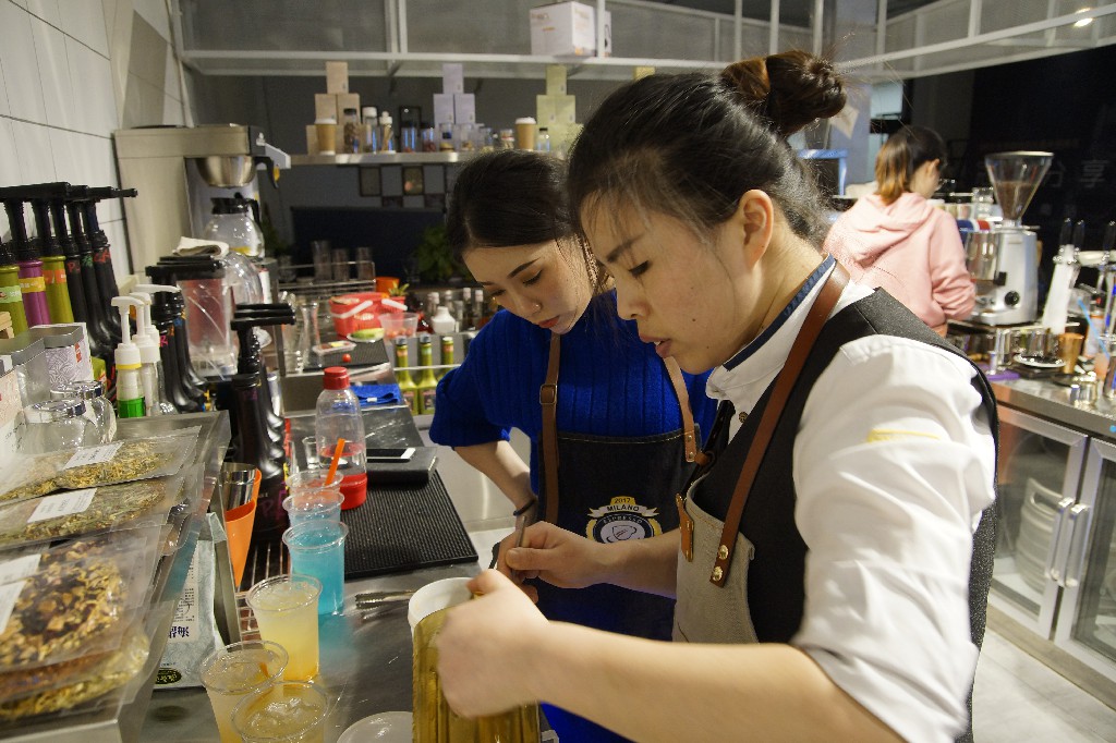 選擇正確的奶茶培訓(xùn) ，如何月入數(shù)