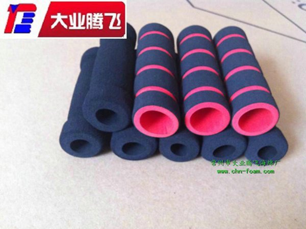 供應 防滑耐磨耐老化 高質(zhì)量海綿   防滑耐磨柔韌海綿