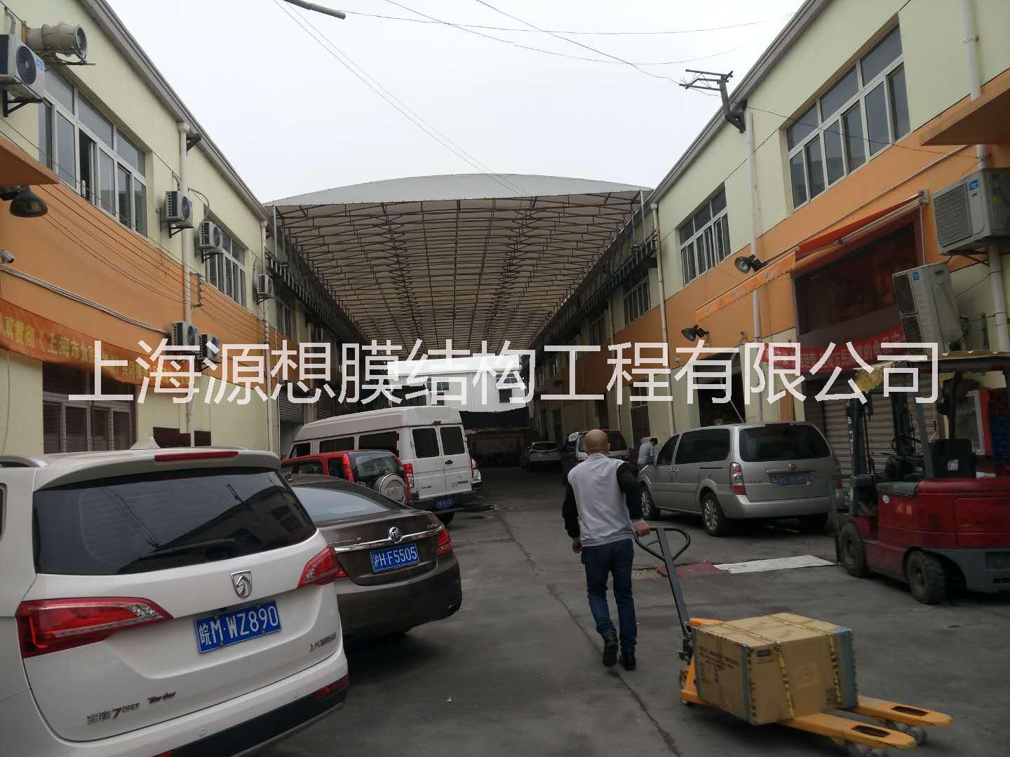 電動推拉棚   黃浦膜結(jié)構(gòu)遮陽棚 上海電動推拉棚報價