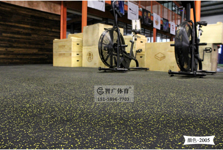 智廣健身房橡膠地墊卷材防震墊環(huán)保加厚緩沖運動地板防滑耐磨