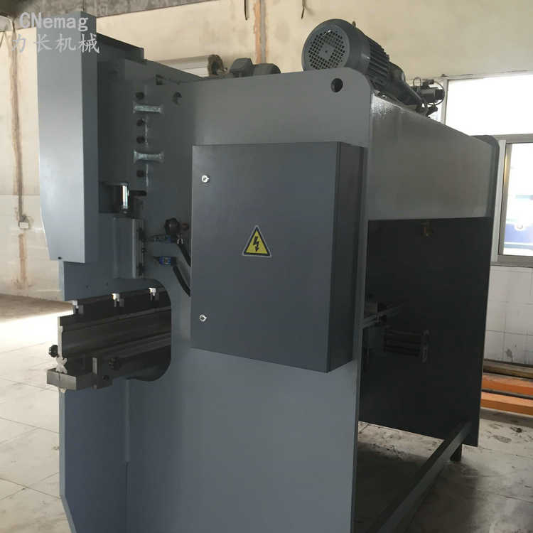 折彎機(jī)供應(yīng)，廠家長期生產(chǎn)折彎機(jī)40T/2500  廠家直銷折彎機(jī)數(shù)控
