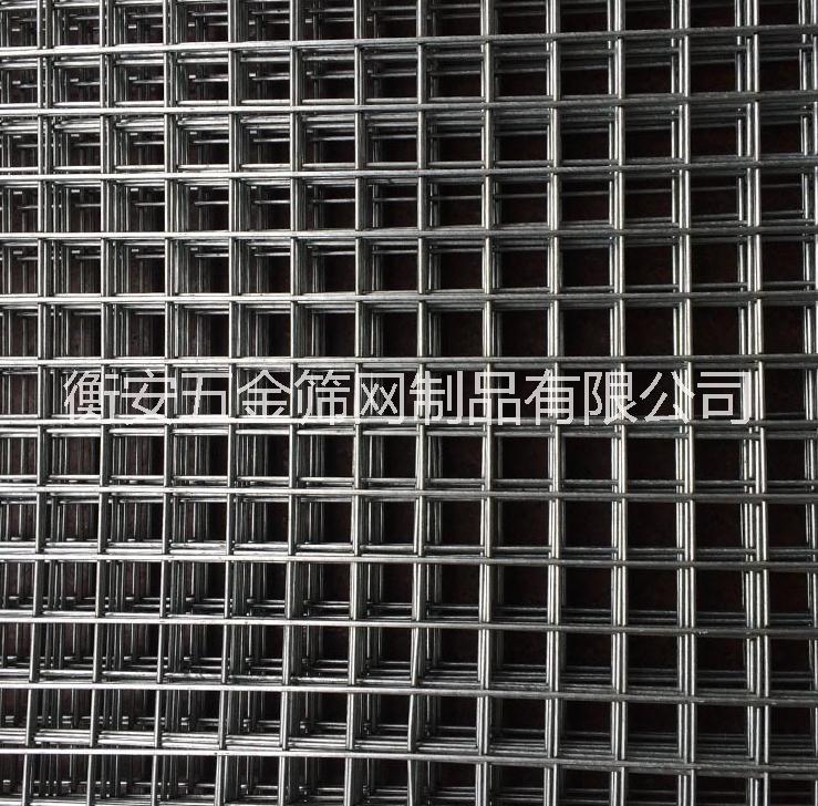 鍍鋅鋼絲網(wǎng)片