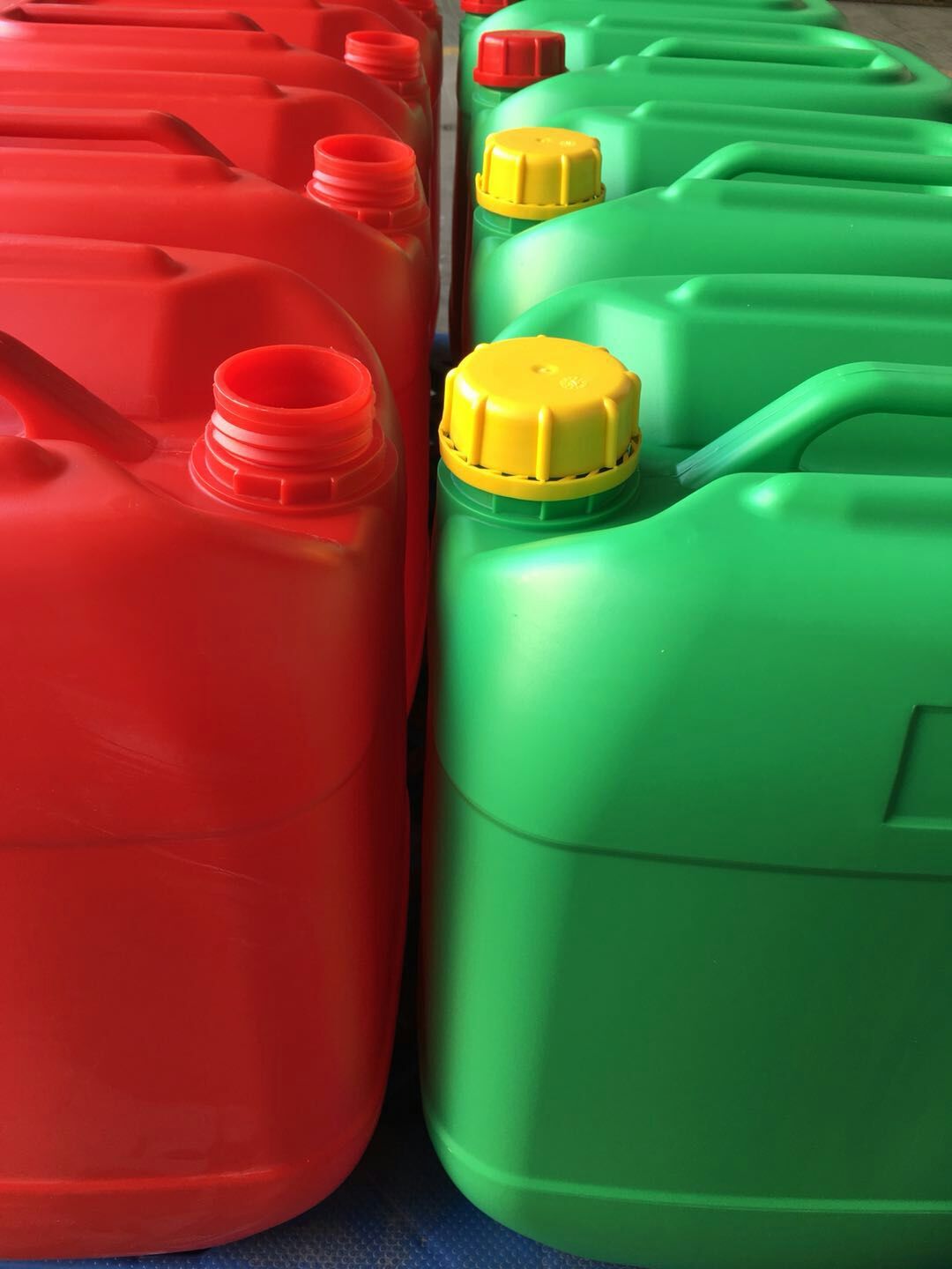 供應(yīng)珠海涂料桶化工桶膠桶UN桶