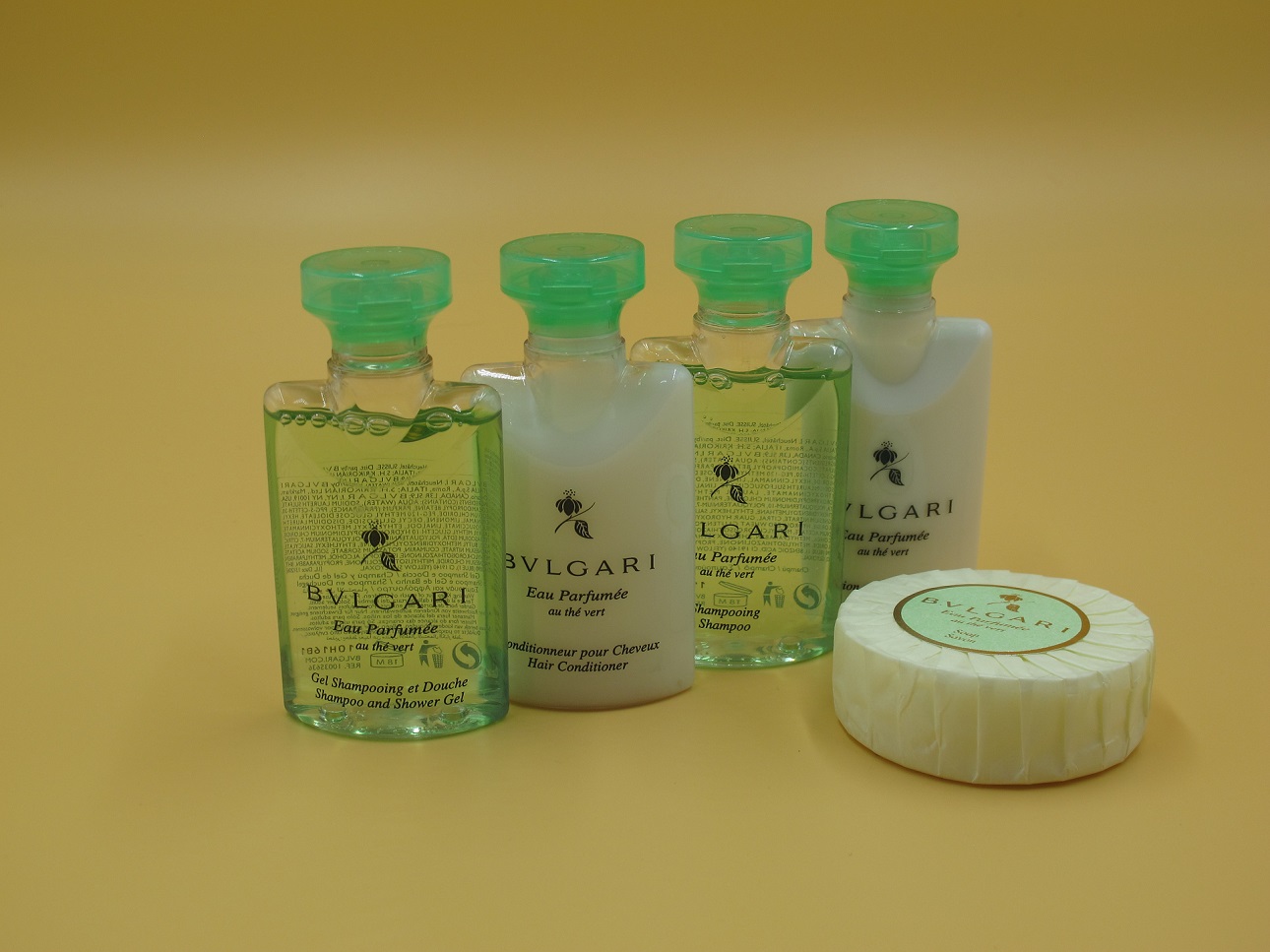 寶格麗白茶綠茶洗護(hù)套裝批發(fā)