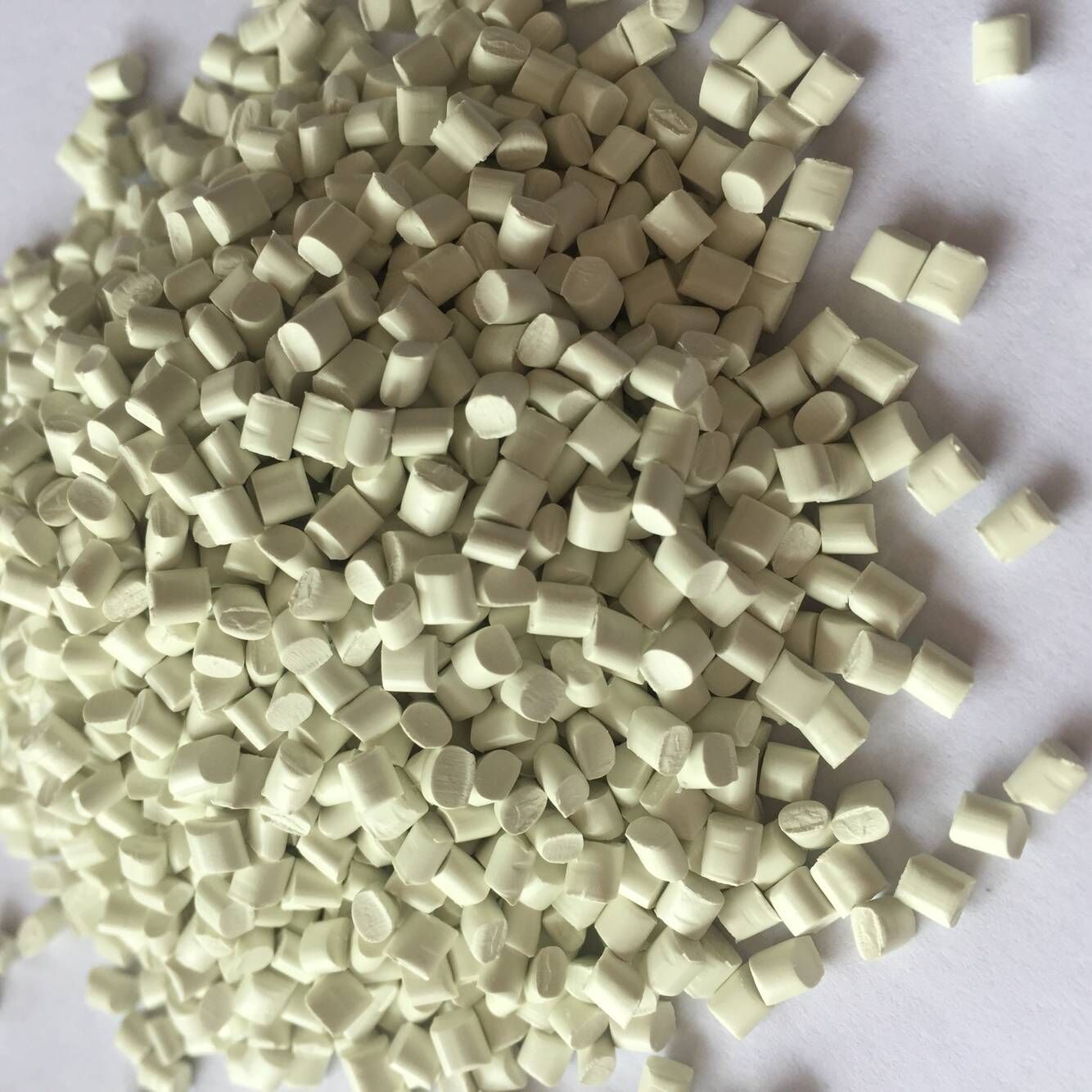 TPV鐳雕母料廠家直銷，TPV鐳雕母料價格，東莞TPV鐳雕母料廠家