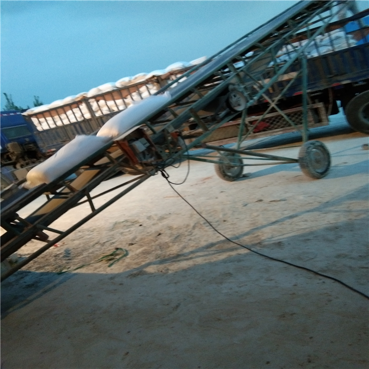 高嶺土 膨潤(rùn)土  粘土  油田鉆井納基膨潤(rùn)土河北石家莊廠家 高嶺土 膨潤(rùn)土 粘土