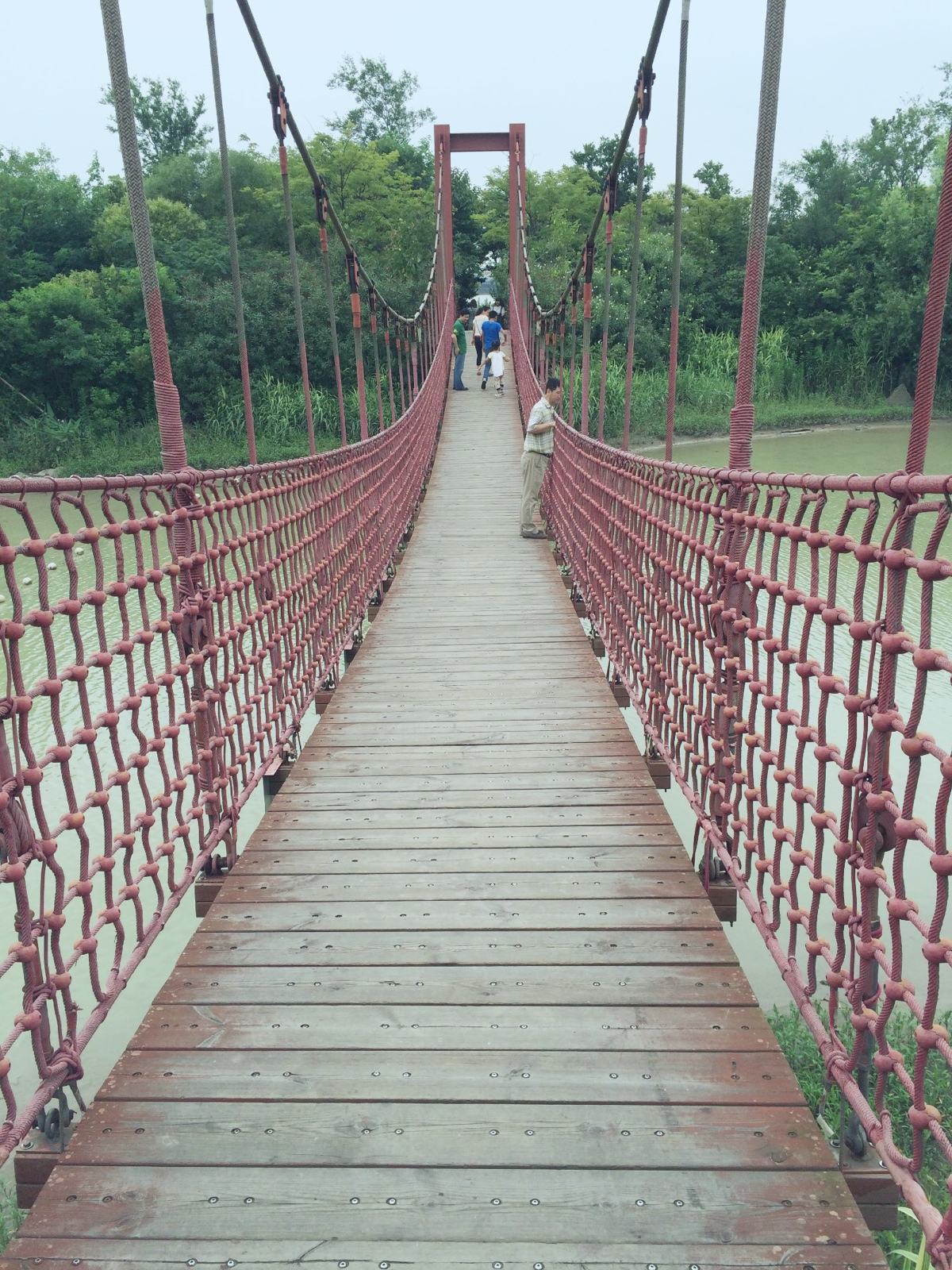 玻璃吊橋廠家_空中吊橋聯(lián)系電話