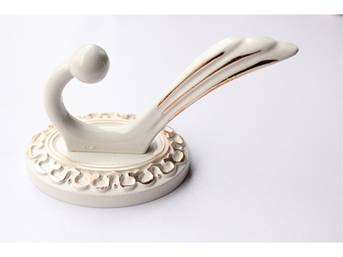 認(rèn)識衣鉤由什么材料組成