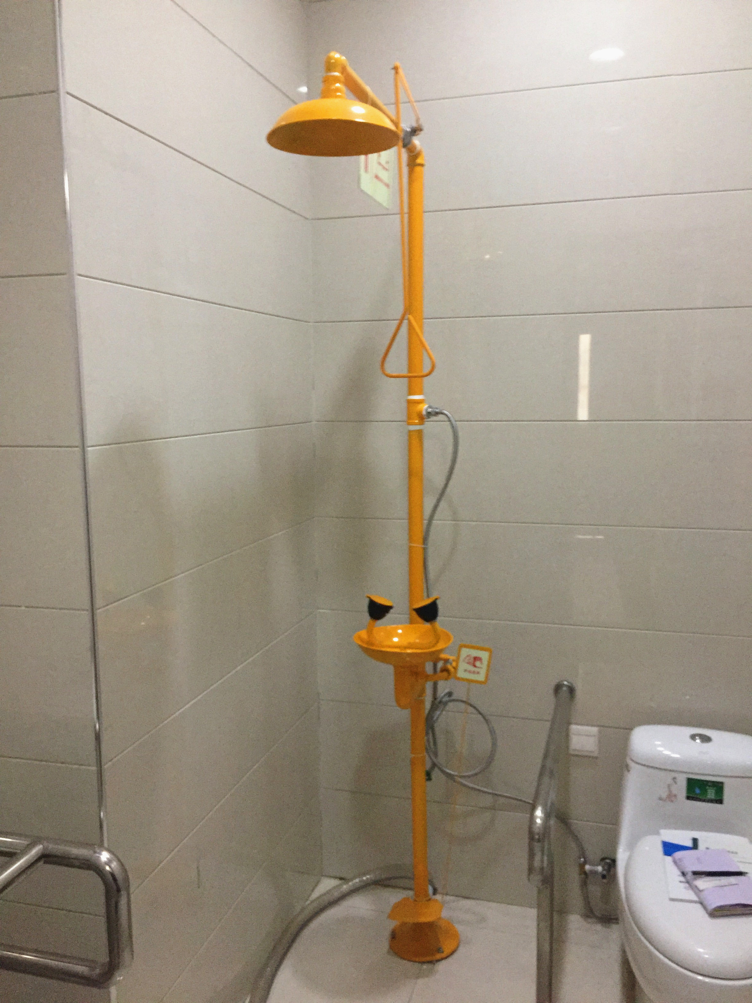 西安實(shí)驗(yàn)室緊急噴淋裝置批發(fā)零售