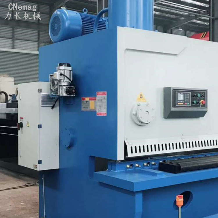 液壓閘式剪板機(jī)電動調(diào)節(jié)刀口間隙  廠家直銷 質(zhì)優(yōu)價(jià)廉