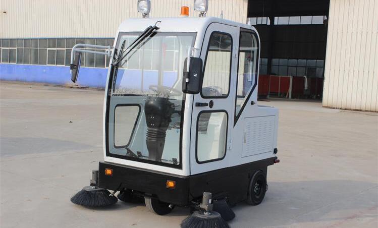駕駛式掃地車電動清掃車電動駕駛式