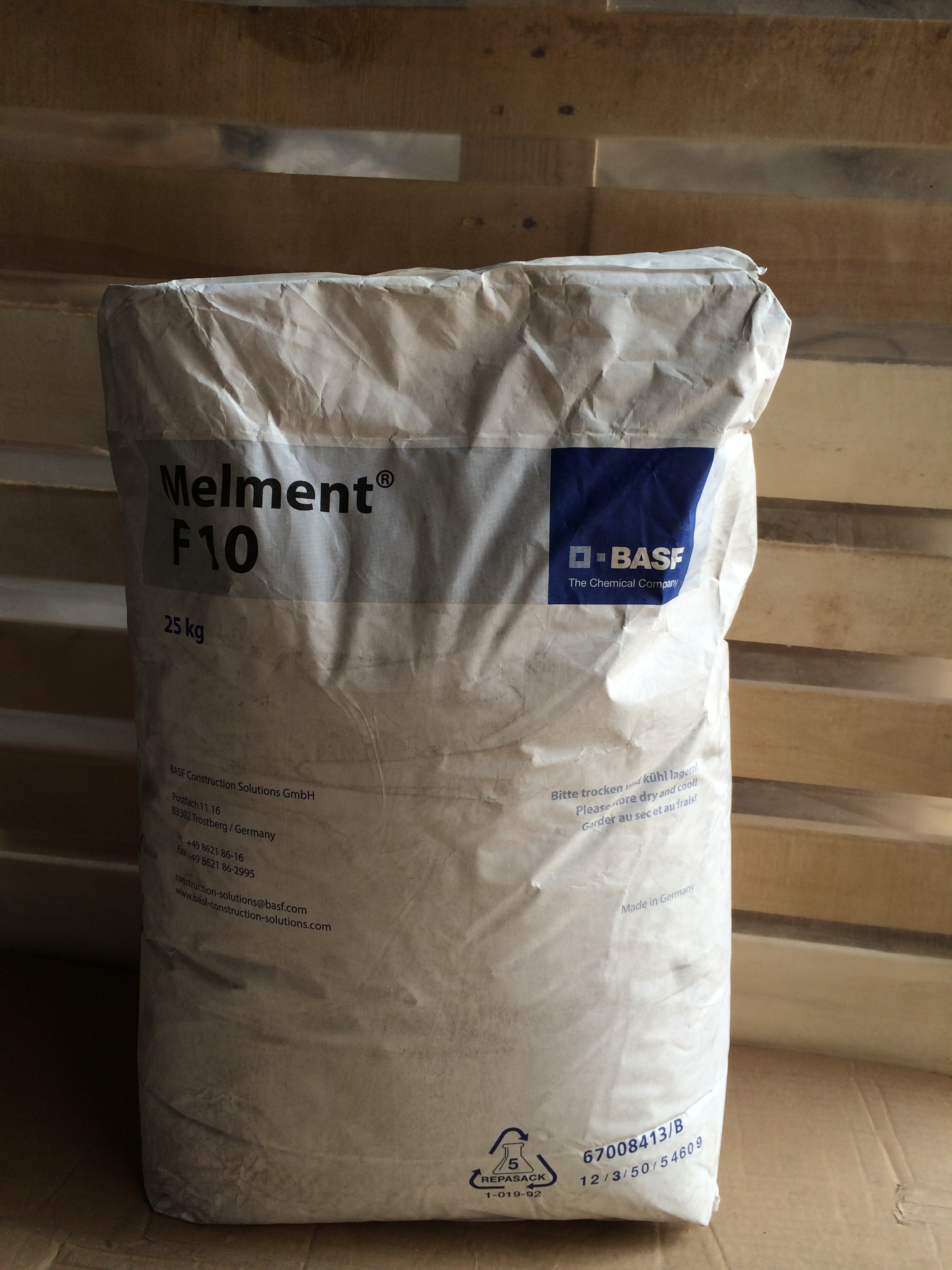 廠家大量批發(fā)直銷巴斯夫F10*減水劑