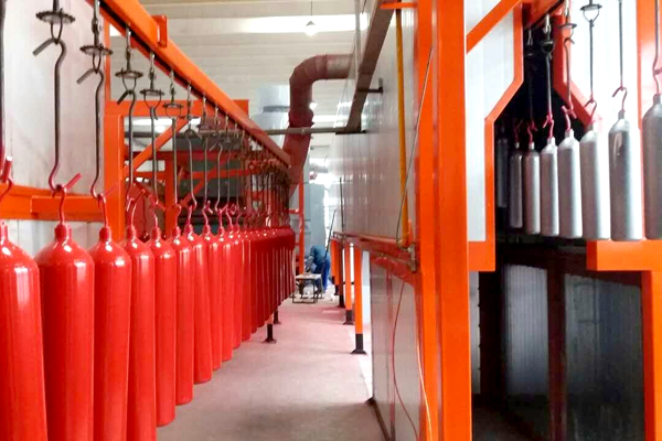 江蘇新月涂裝靜電噴涂粉末生產(chǎn)線讓您的工廠遠(yuǎn)離安全和環(huán)保問題
