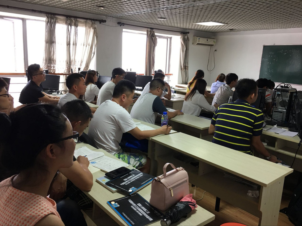 2019年二建報名時間還有多久截