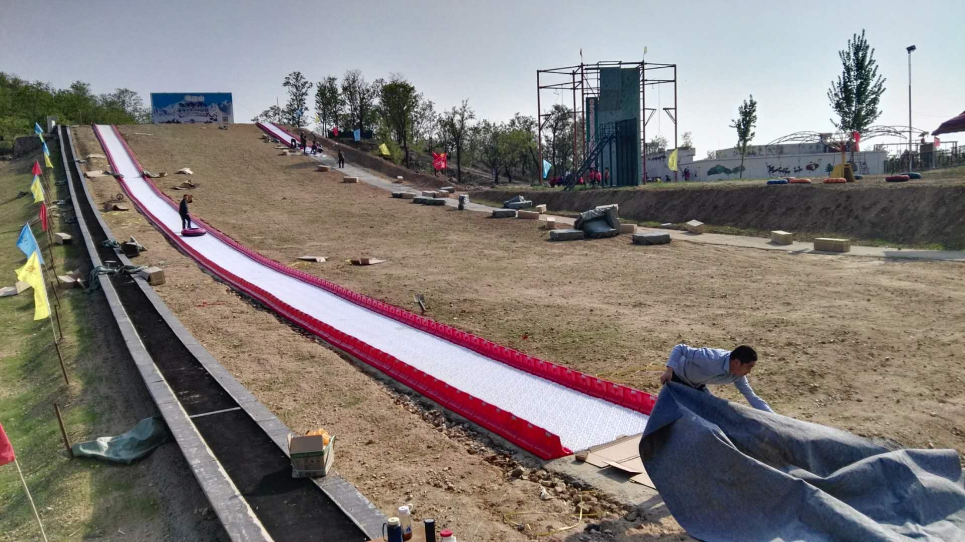 夏季旅游項目-夏季旱滑道