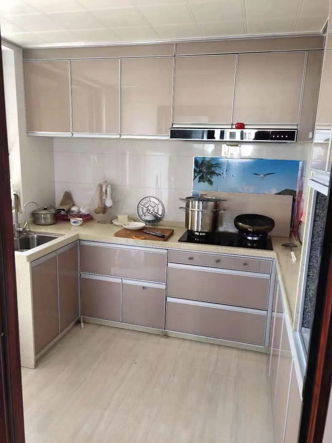 電熱水器 電熱水器廠家直銷 電熱水器哪家好 電熱水器供應(yīng)商 電熱水器品牌 電熱水器生產(chǎn)廠家 電熱水器價格 電熱水器供應(yīng)