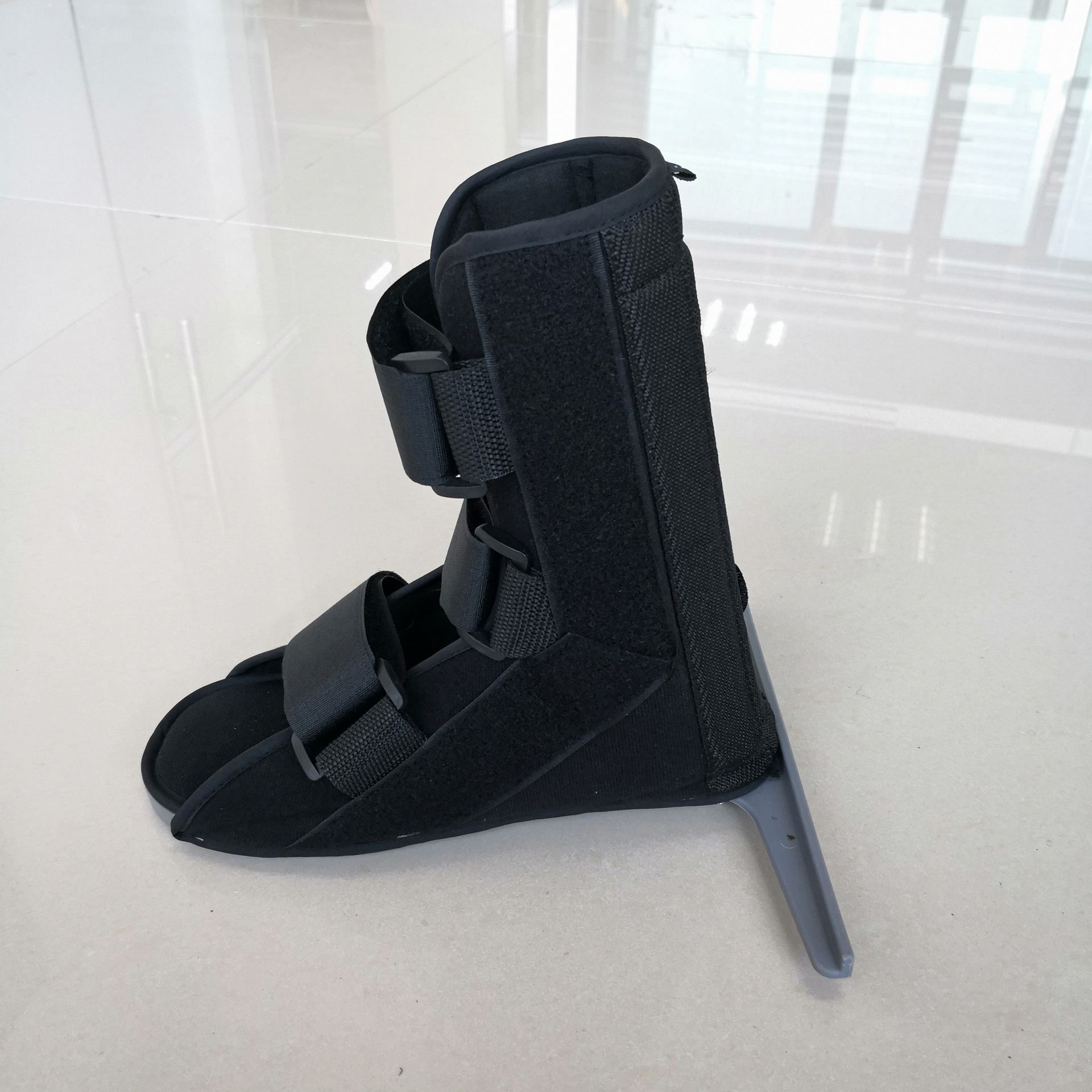 【批發(fā)出售】木板矯正鞋 粘扣固定 醫(yī)用木板矯正鞋  丁字鞋粘扣固定