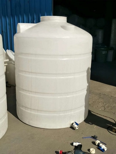 晉城 塑料水塔廠家直銷一噸塑料桶一噸塑料水箱