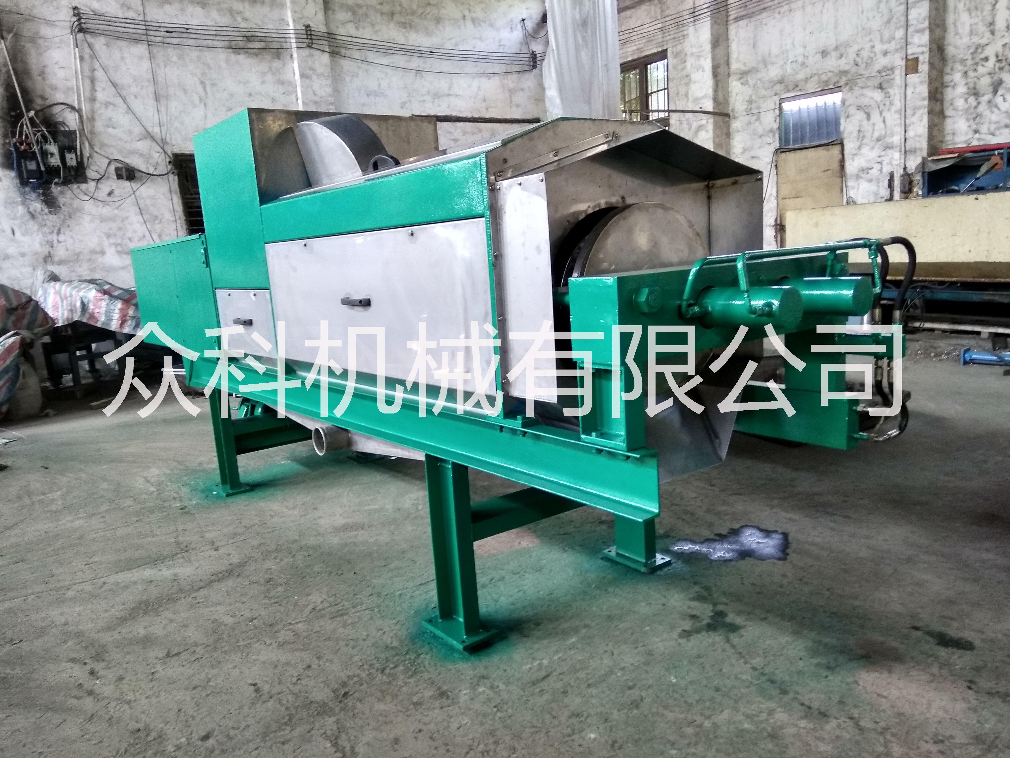 藍(lán)莓榨汁機(jī)桑葚石榴螺旋壓榨機(jī)