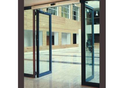 專業(yè)生產平開門廠家，佛山專業(yè)生產平開門廠家，深圳專業(yè)生產平開門廠家