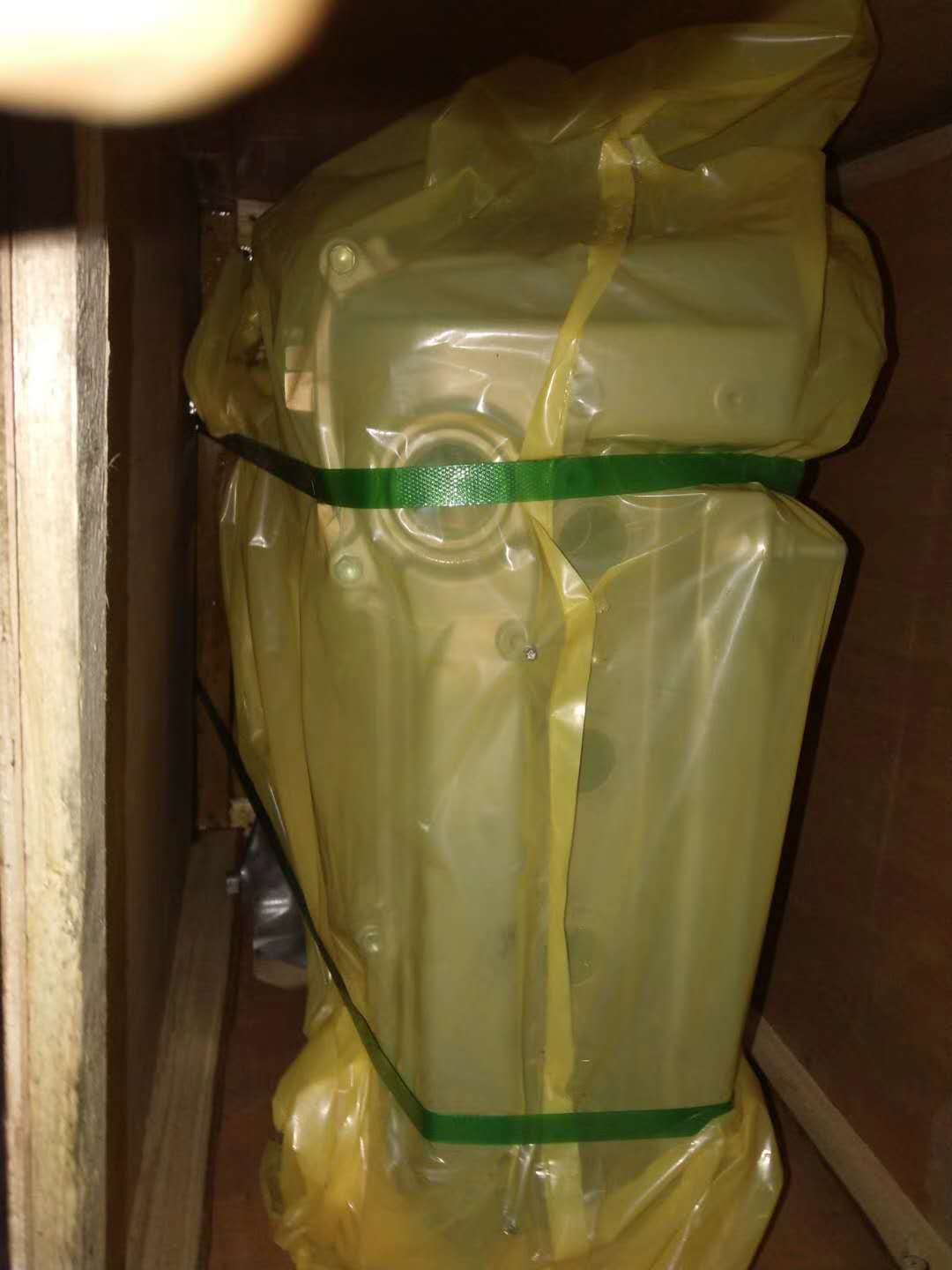 賓利6.0T發(fā)動機(jī)-賓利6.0T前咀.車門.電腦.車殼