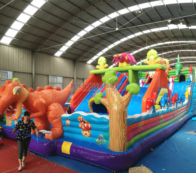 游樂場(chǎng)大型充氣滑梯兒童樂園城堡屋蹦蹦床商場(chǎng)兒童游樂設(shè)備