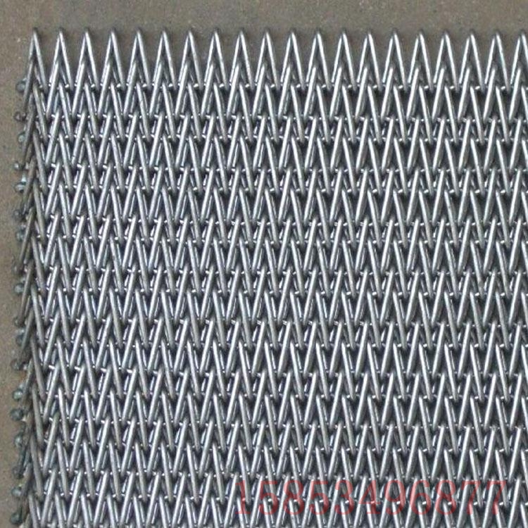 人字不銹鋼網(wǎng)鏈巧克力噴涂人字網(wǎng)帶價位耐高溫防腐蝕