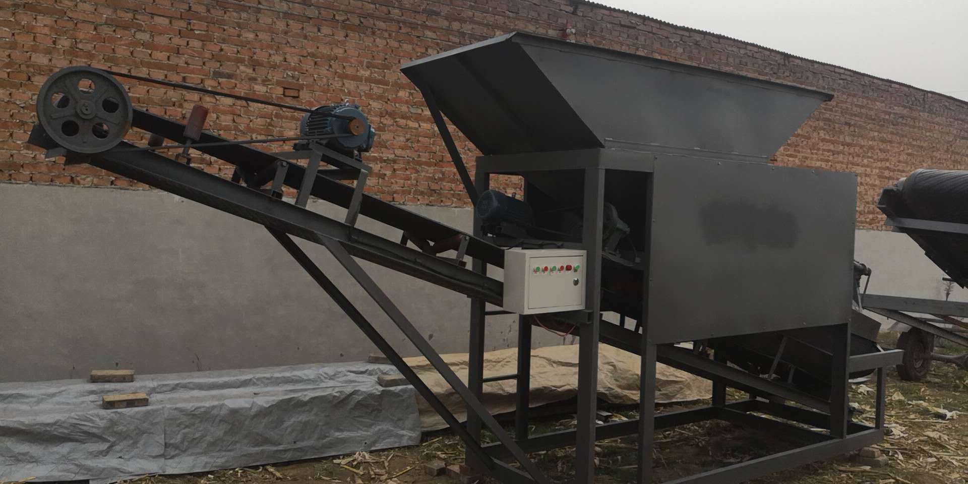 20型篩沙機(jī)  定做20型篩沙機(jī)  滾筒篩沙機(jī)  20型篩沙機(jī)報(bào)價(jià)