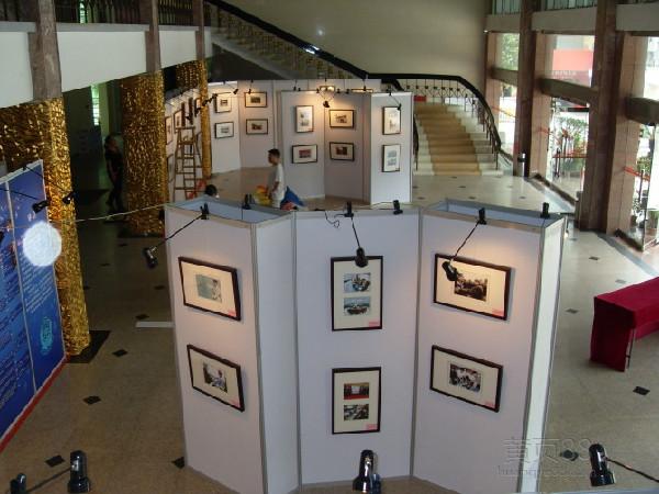 北京展架出租價格，*會*展架租賃，掛畫展板租賃