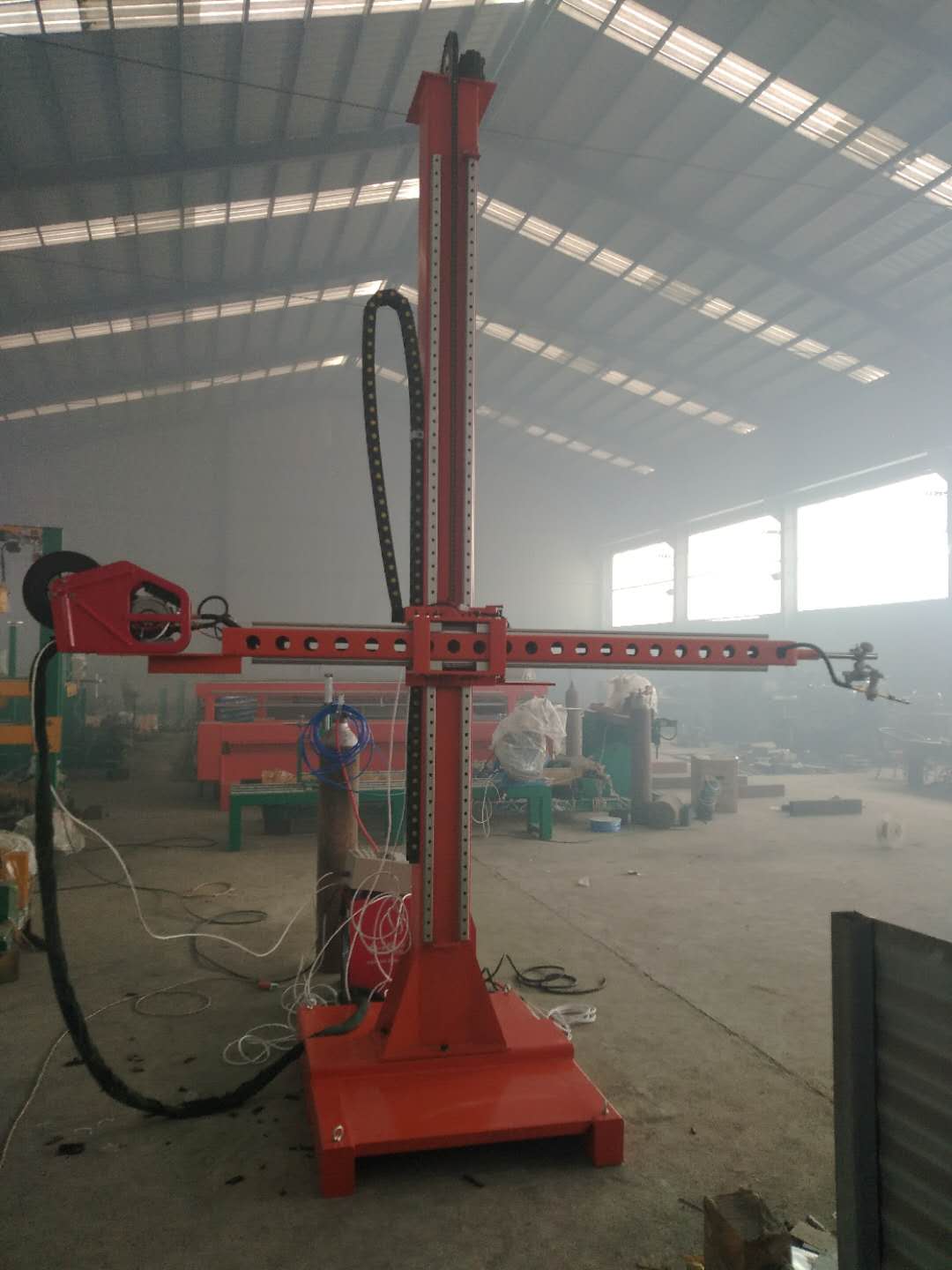 十字架焊接操作機(jī)