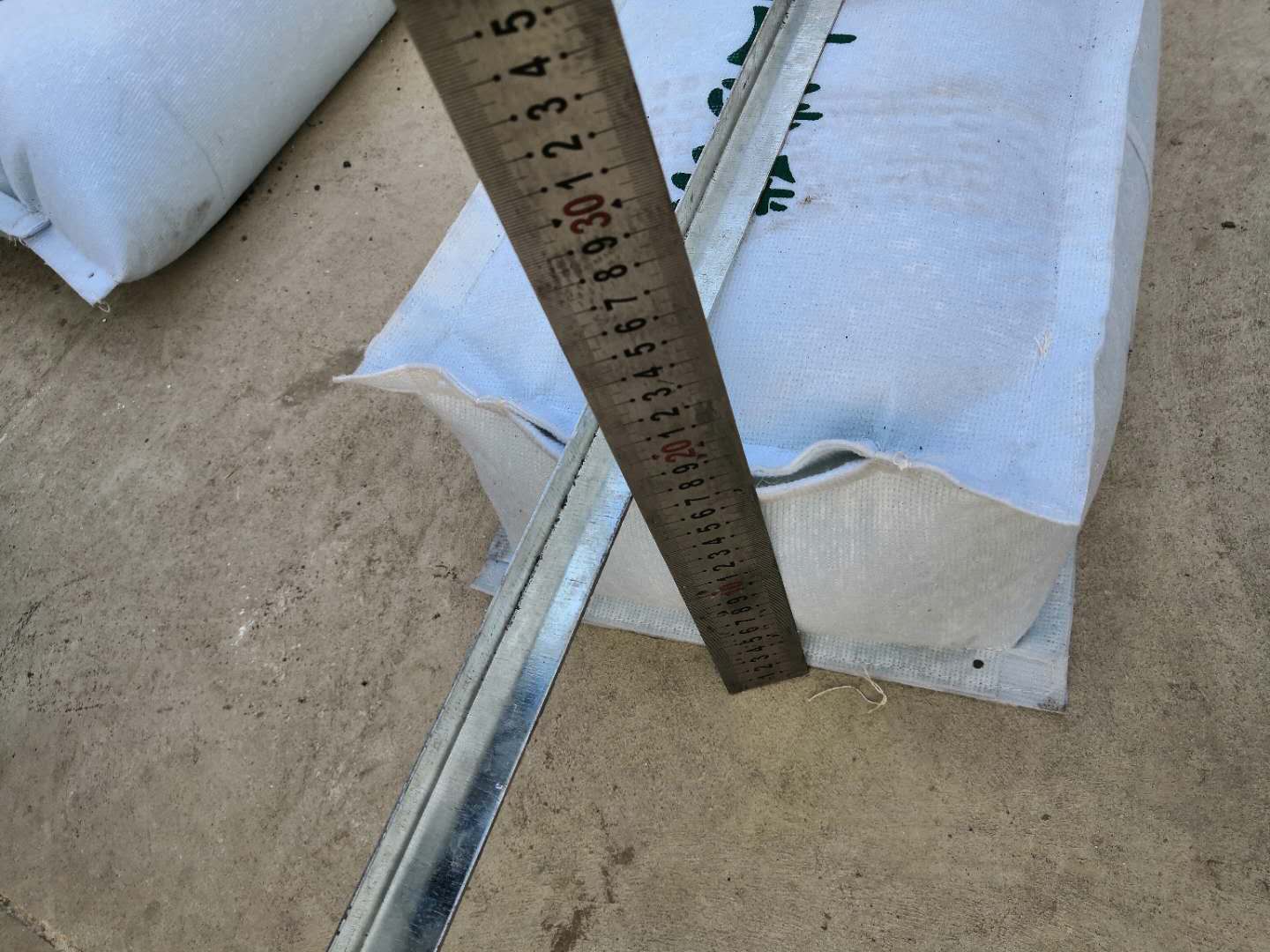 防汛吸水膨脹袋沙包防汛吸水膨脹袋沙包價格廈門防汛吸水膨脹袋沙包哪里好