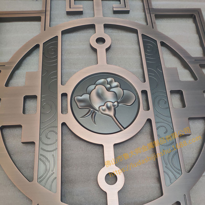 歐式定制鋁藝樓梯護(hù)欄 鋁合金雕花樓梯護(hù)欄 鋁藝雕刻樓梯欄桿