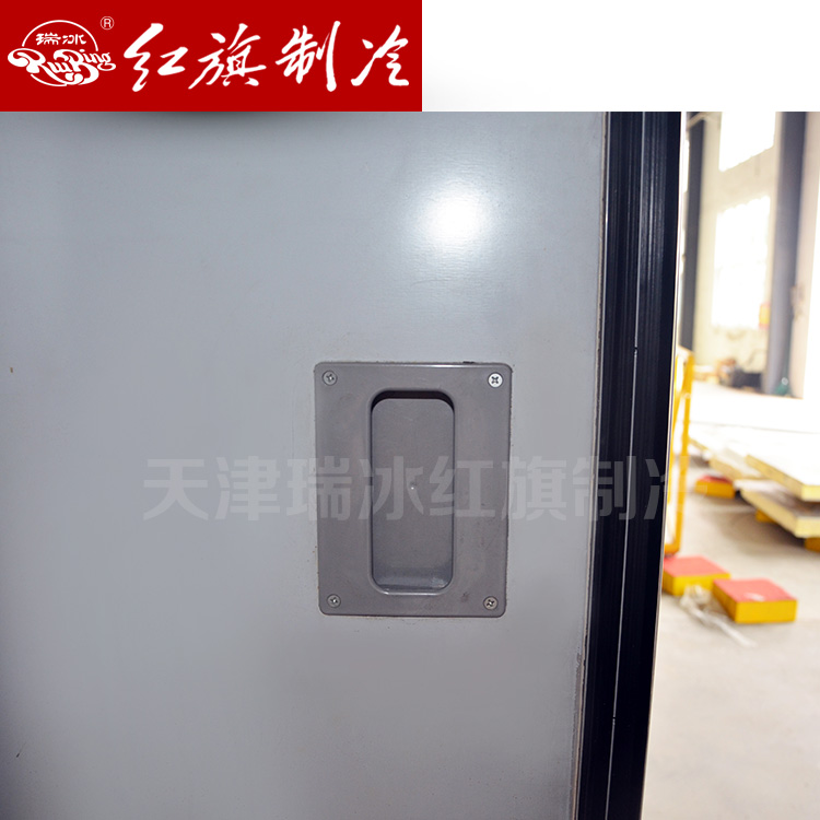 天津紅旗輕型聚氨酯冷庫保溫門 小型冷庫平移門廠家