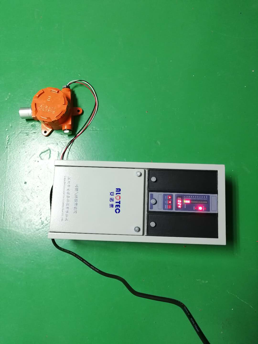 氣體報(bào)警器  燃?xì)鈭?bào)警器  氣體報(bào)警器價(jià)格 氣體報(bào)警器生產(chǎn)廠家  氣體報(bào)警器廠家直銷