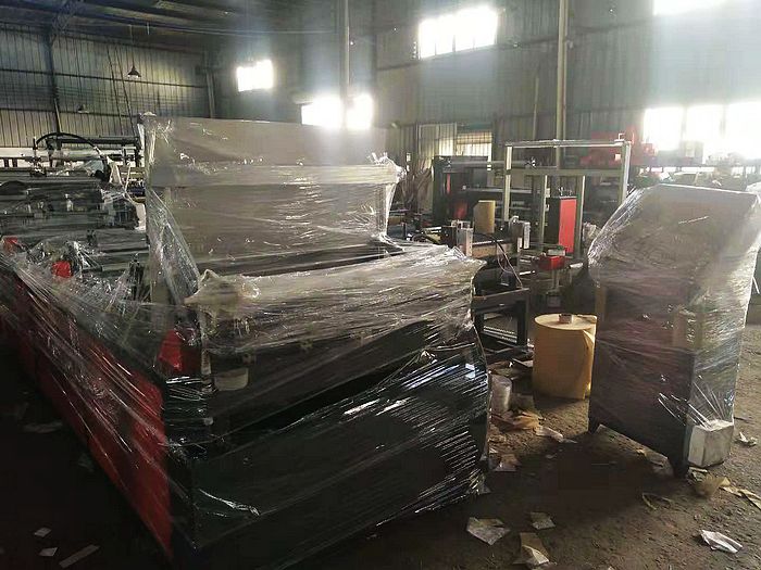 西服掛衣袋制袋機(jī) 防塵套收納袋制袋機(jī)