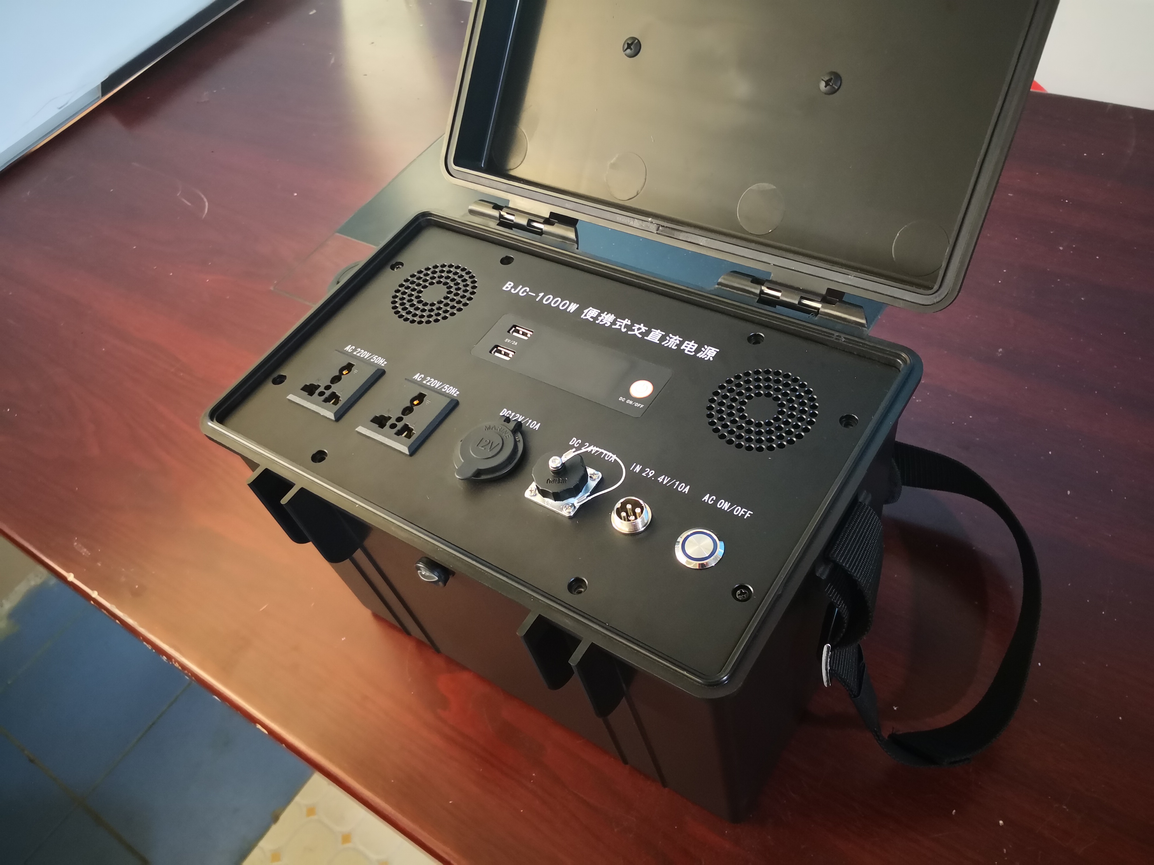 BJC-1000W便攜式電源_便攜式儲(chǔ)能電源廠家供應(yīng)