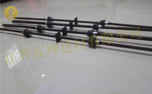 剪力墻的垂直度過大與止水穿墻螺桿