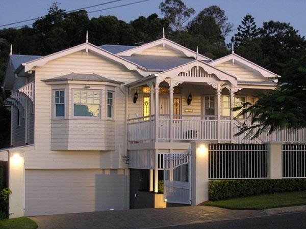 大美居輕鋼結(jié)構(gòu)建筑建設(shè)不一樣的輕鋼別墅