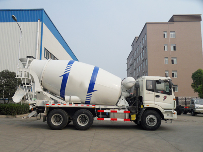 福田歐曼12方攪拌車新春特惠