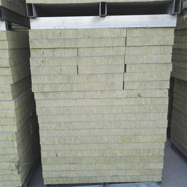 河北砂漿巖棉復(fù)合板生產(chǎn)商__外墻巖棉復(fù)合板批發(fā)