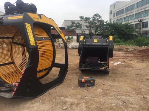 挖掘機(jī)旋轉(zhuǎn)篩分斗 砂石篩分  滾筒篩分斗 鉤機(jī)液壓篩分鏟斗