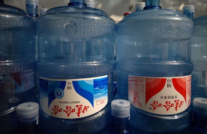 東莞虎門鎮(zhèn)長安鎮(zhèn)娃哈哈飲用水店-桶裝水配送