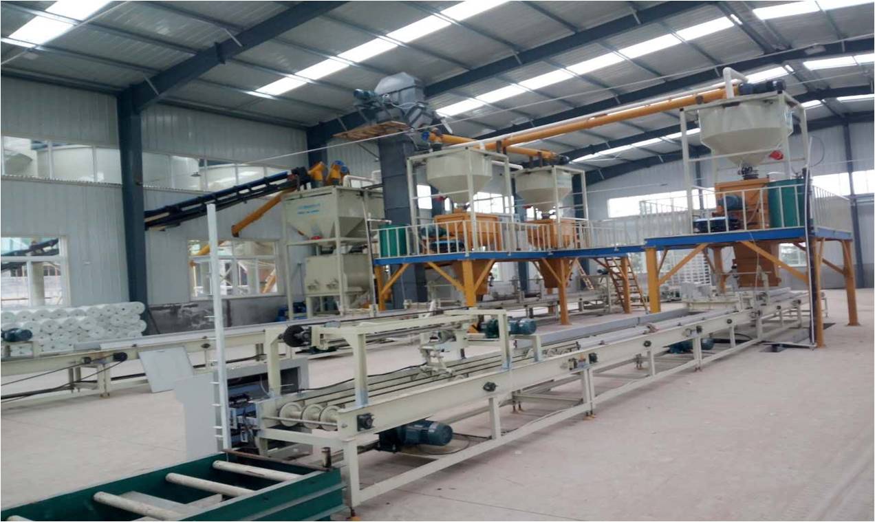 外墻用免拆復合保溫外模板設(shè)備